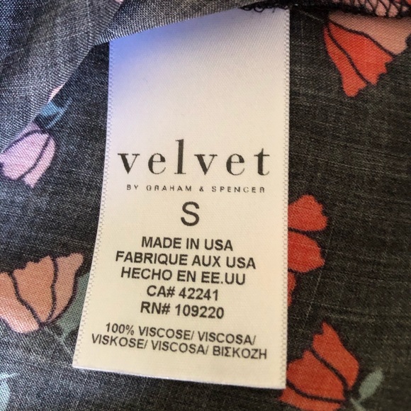 VELVET by Graham & Spencer Navy Print Top Small - Picture 6 of 11